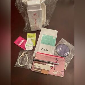 NWT Beauty Kit Value 100$